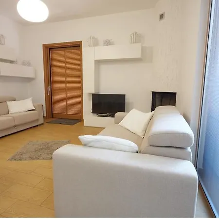 Margo' Villa *